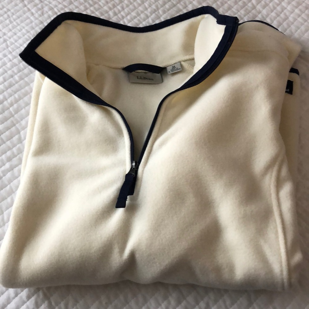 NWOT L.L. Bean Cream Pullover